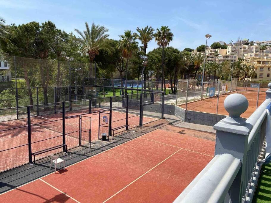Apartamento Cozy Nearly Sea,tennis,bars And Other Málaga