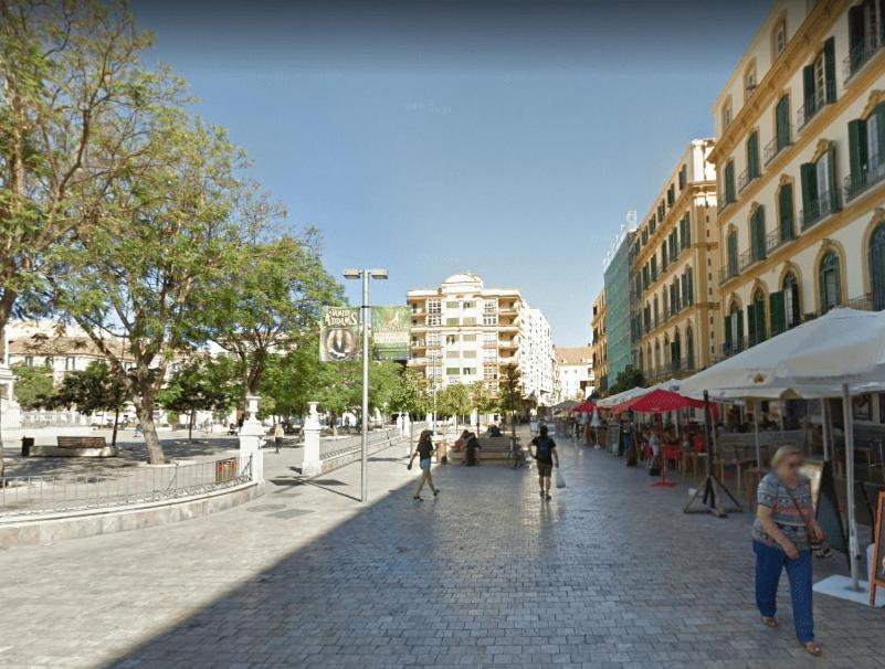 Apartamento Antares Edificio Centrico De 1800 Málaga