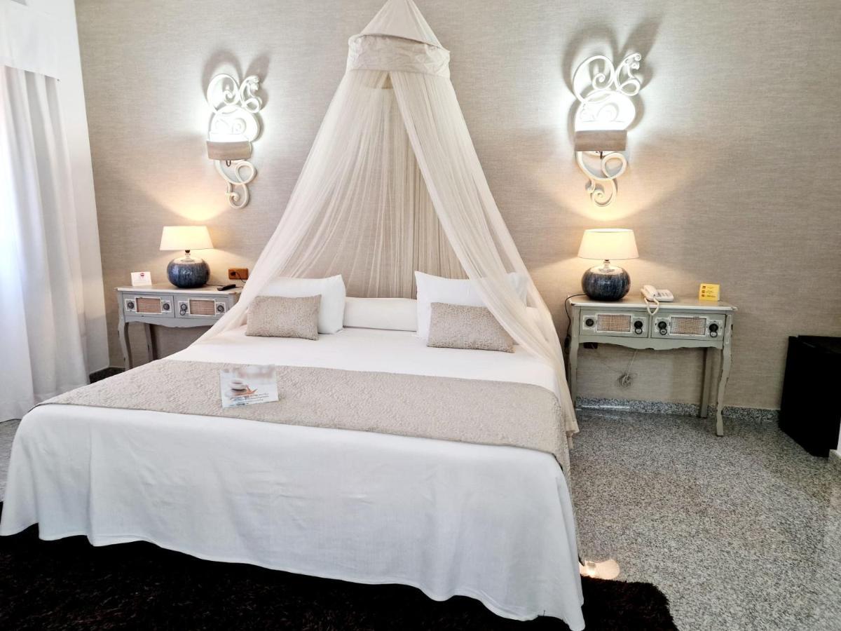 Plaza Del Castillo 4*
