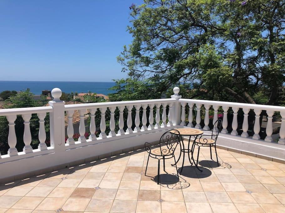 Villa La Fuenta