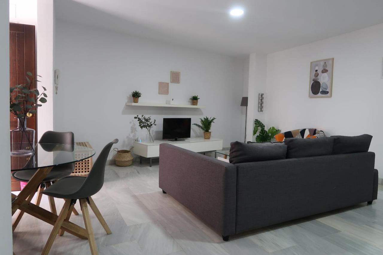 Apartamento J & E Center Málaga