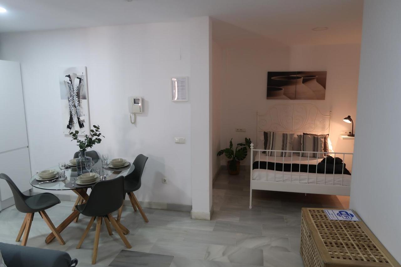 J & E Center Apartamento Málaga
