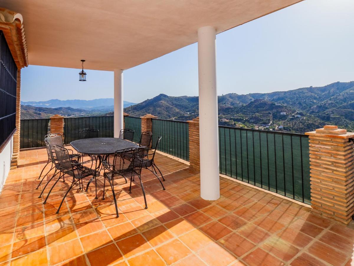 Cubo's The Secret Almogia Mountain View Holiday home