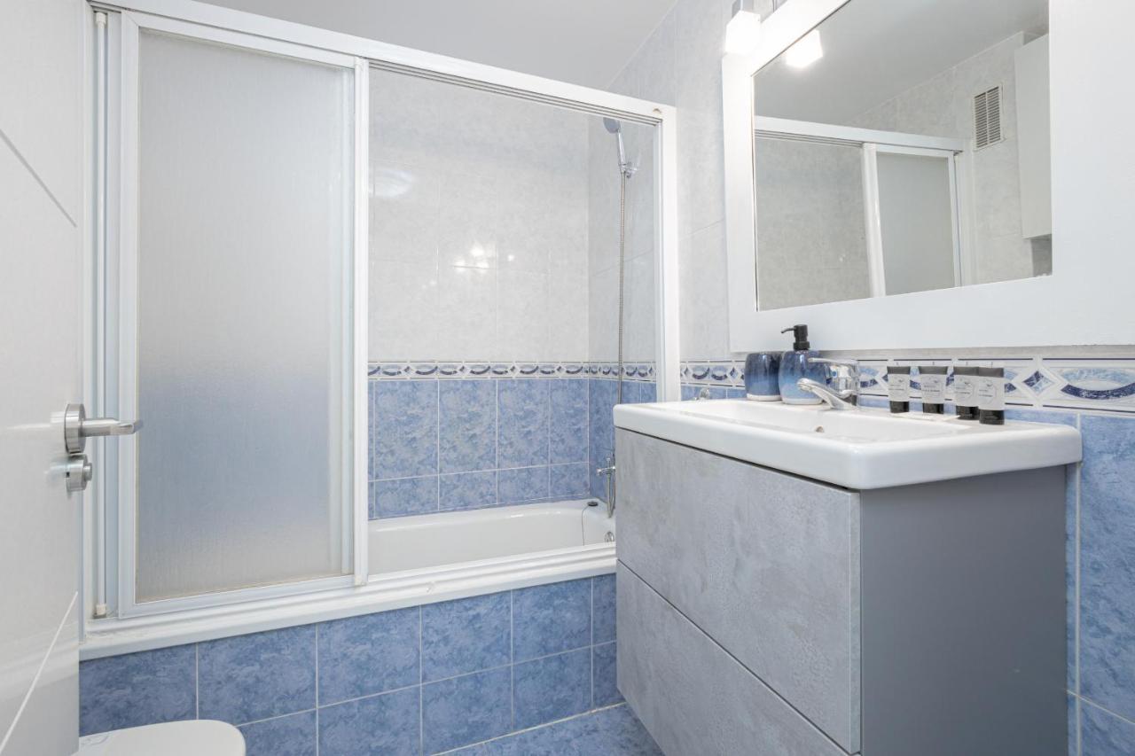 C17 Lovely 2 Bdr Apartamento *