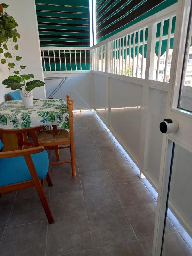 With Large Terrace Apartamento
