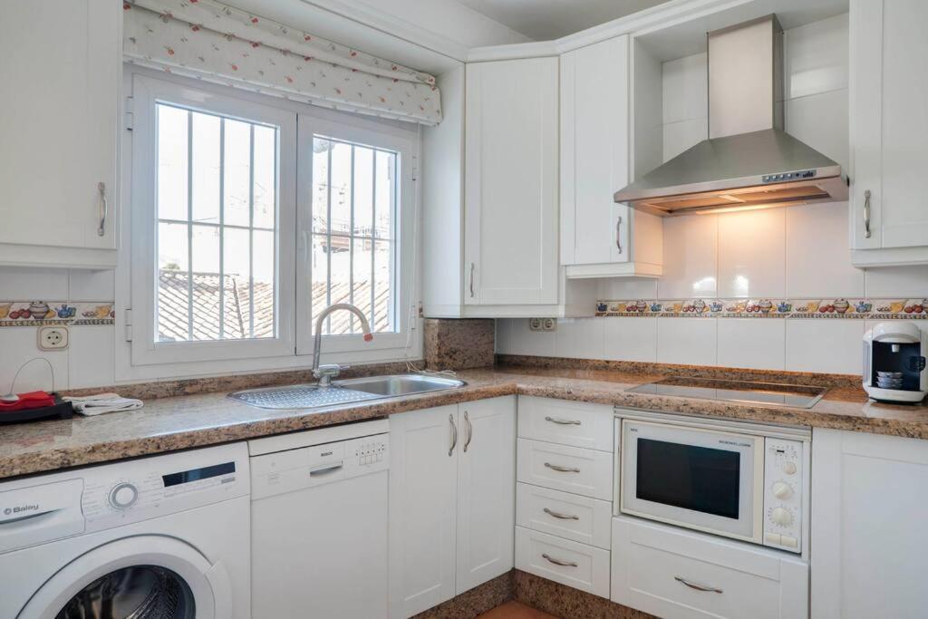 Cozy Penthouse Center, Car Park Included-caspal Apartamento *