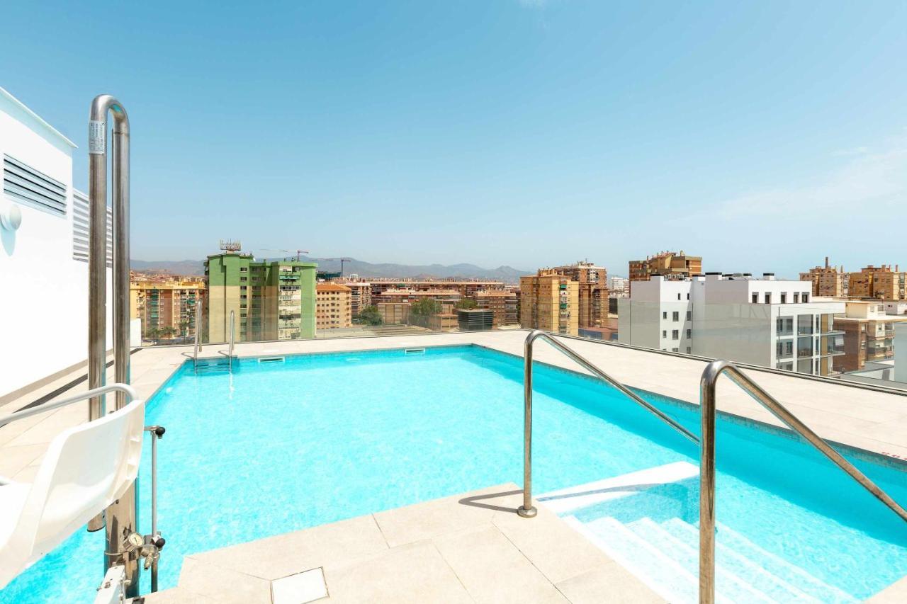 Cosmopolitan & Apartment Malaga