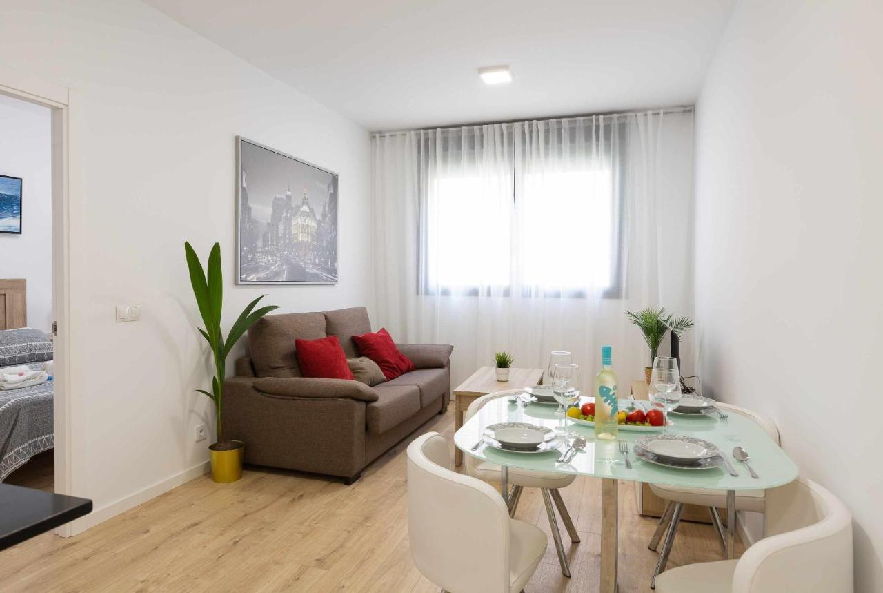 Cosmopolitan & Apartment Malaga