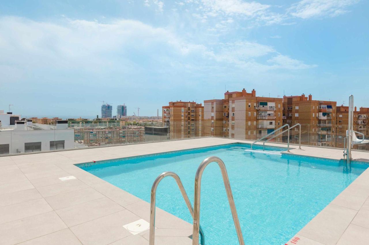 Cosmopolitan & Apartment