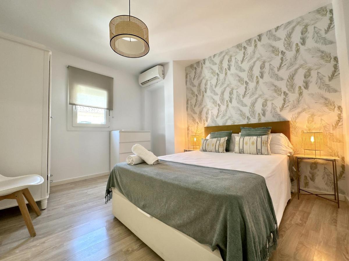 Santa Lucia 2 Bedrooms *