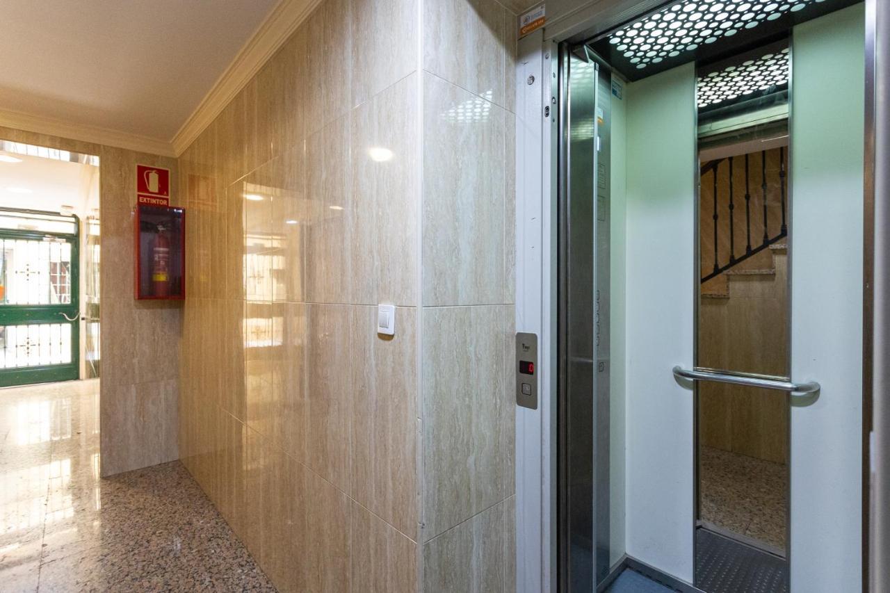 Apartment Holidays2malaga Pasaje Cerca Estacion Tren Ave *
