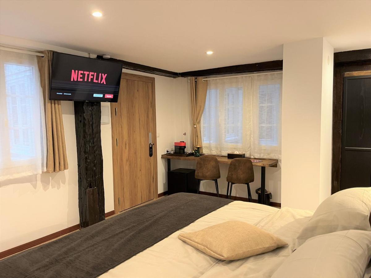 Homestay Emilysuites - Centro Historico Malaga