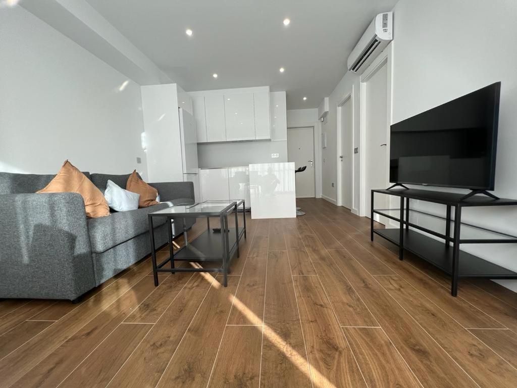 Malagueta 1 Linea De Playa Apartamento Málaga