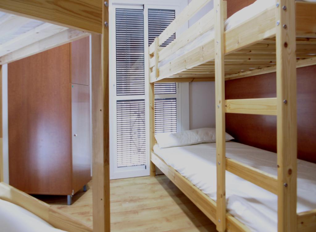 Chinitas Urban Hostel *