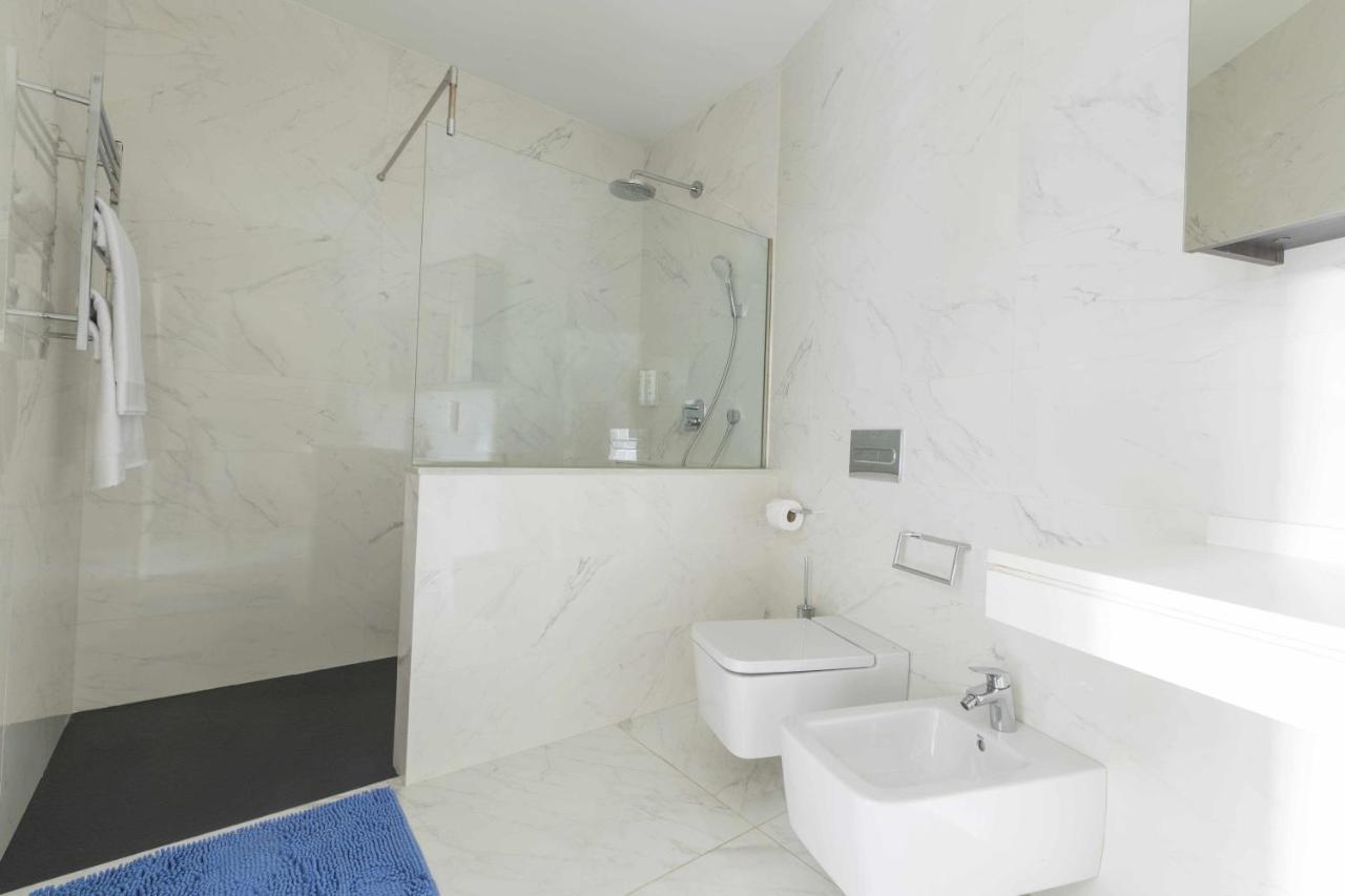 The Clock House Luxury Urban Apartahotel Málaga