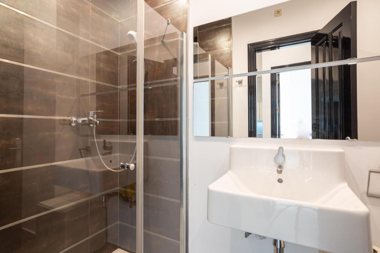 Urbe10 Cister 1 Bedroom Apartment *