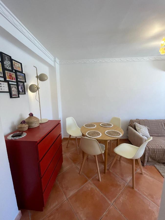 Two Bedroom In Center With Views *