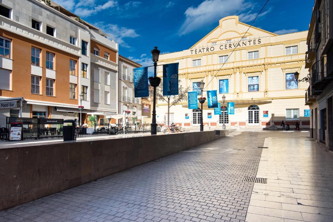 The 1st Corner * Malaga