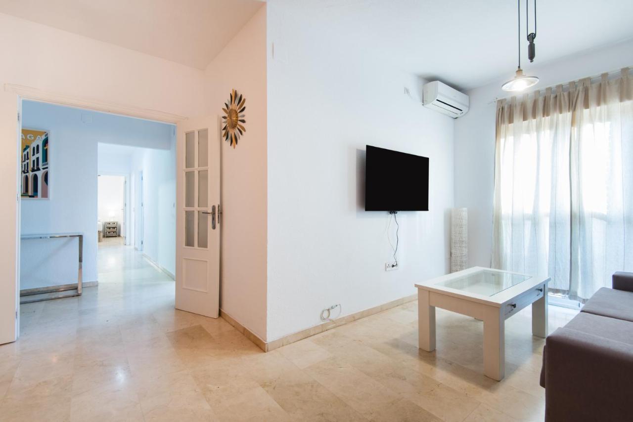 The 1st Corner Apartment *