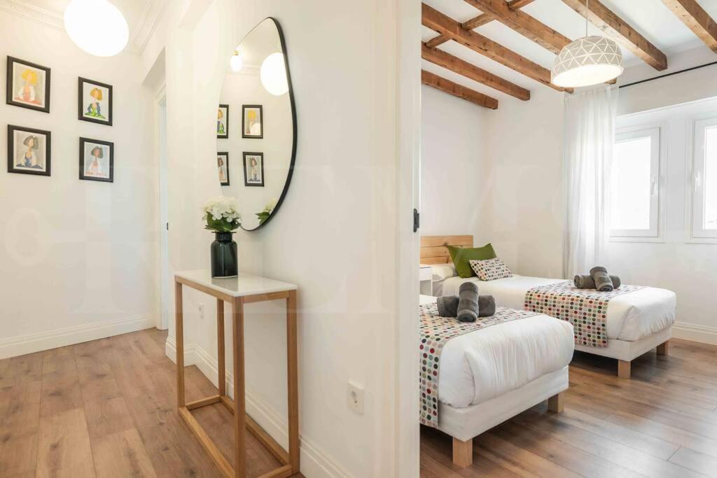 Modern Next To The Cervantes Theatre By Rems Malaga