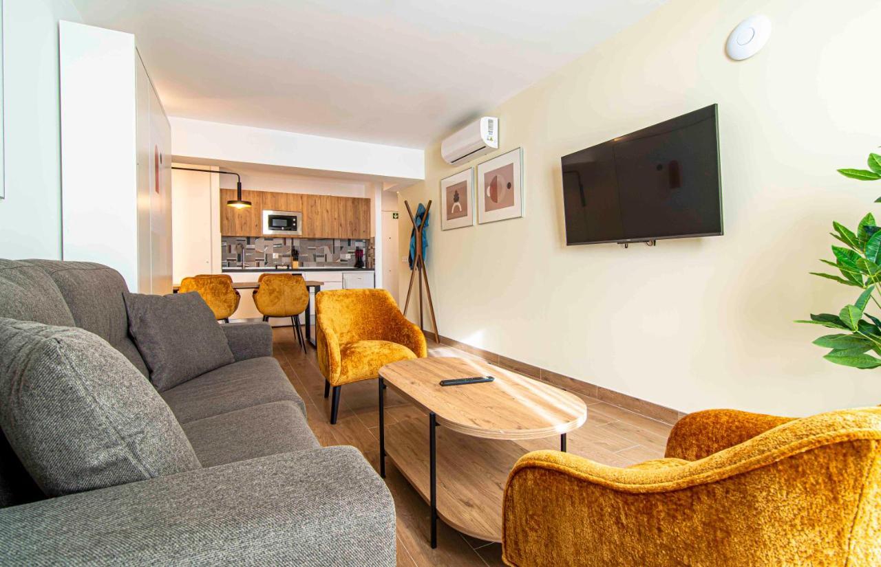 1 Abril Apartamento *