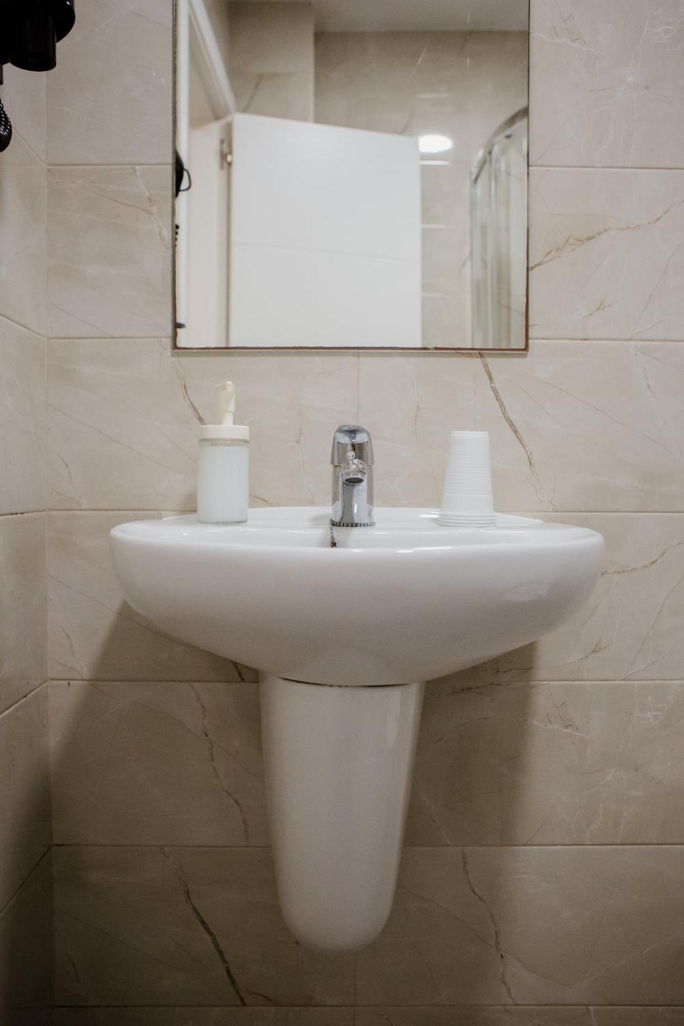 Apartamentos Turisticos Mastil 16 Guest house