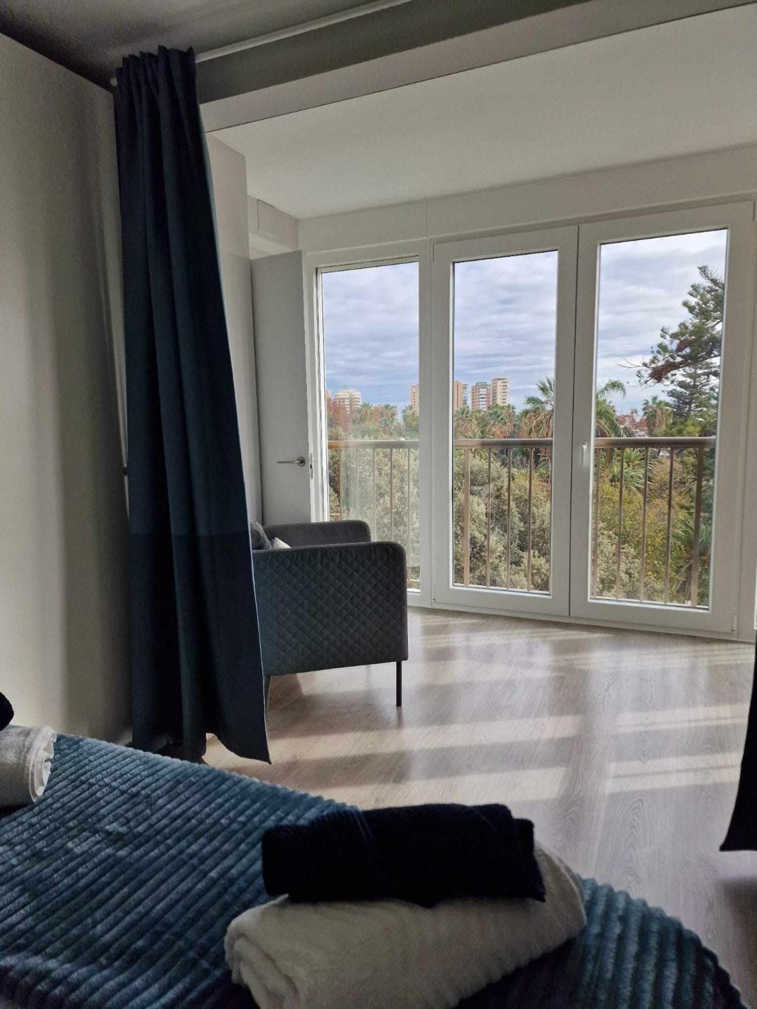 2 2 Baths Y Parking Cathedral Apartment Malaga
