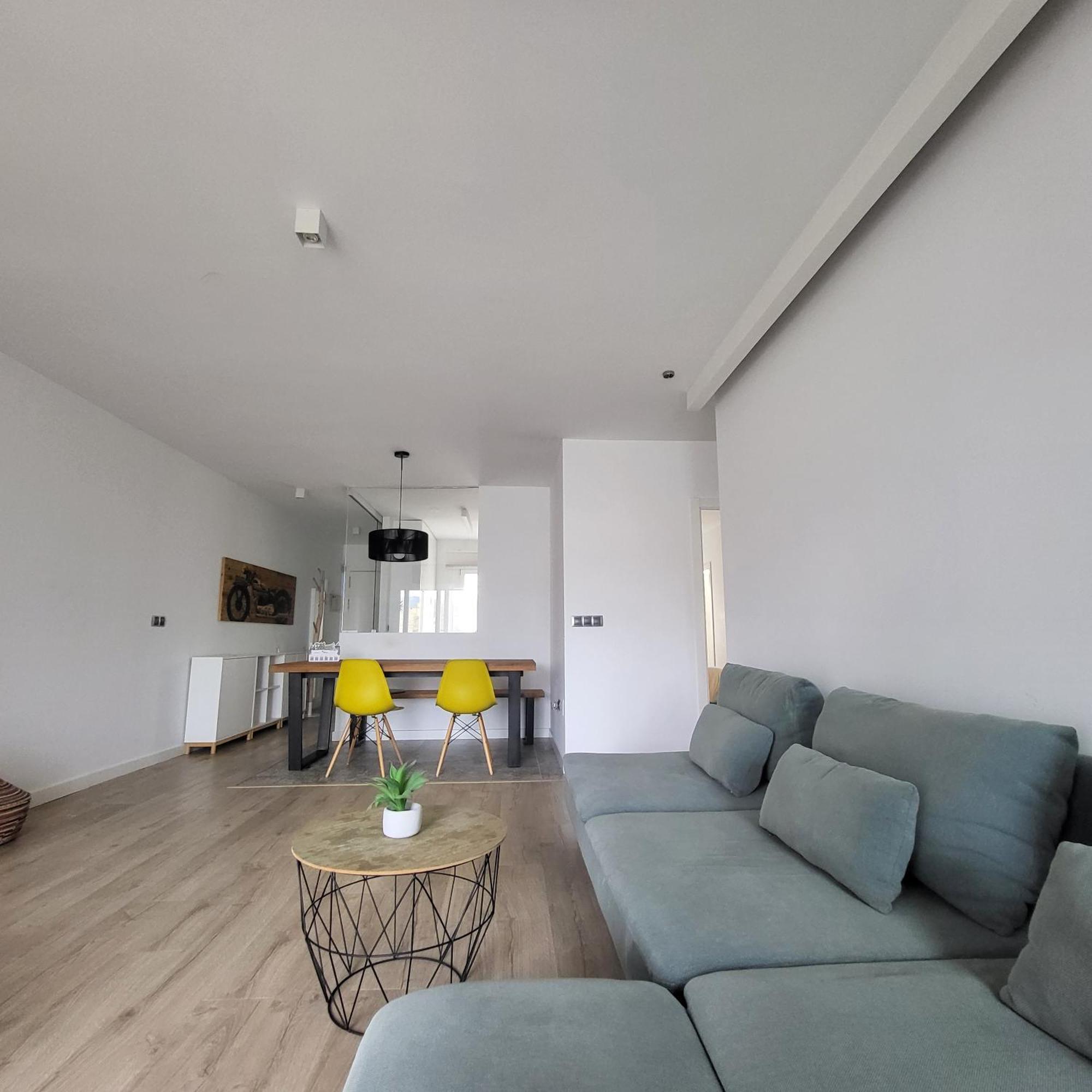 Lovely In Centre Apartment