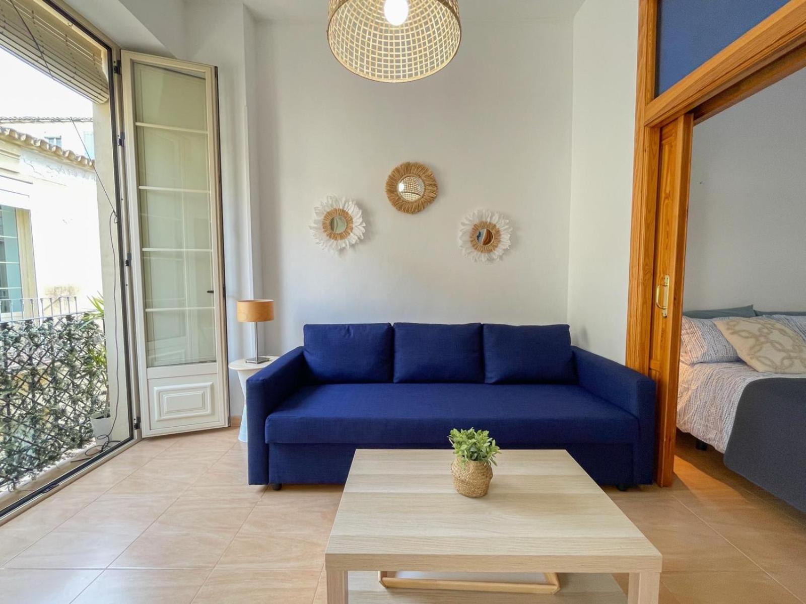 Plz De La Merced Solera By Life In Apartamento Málaga