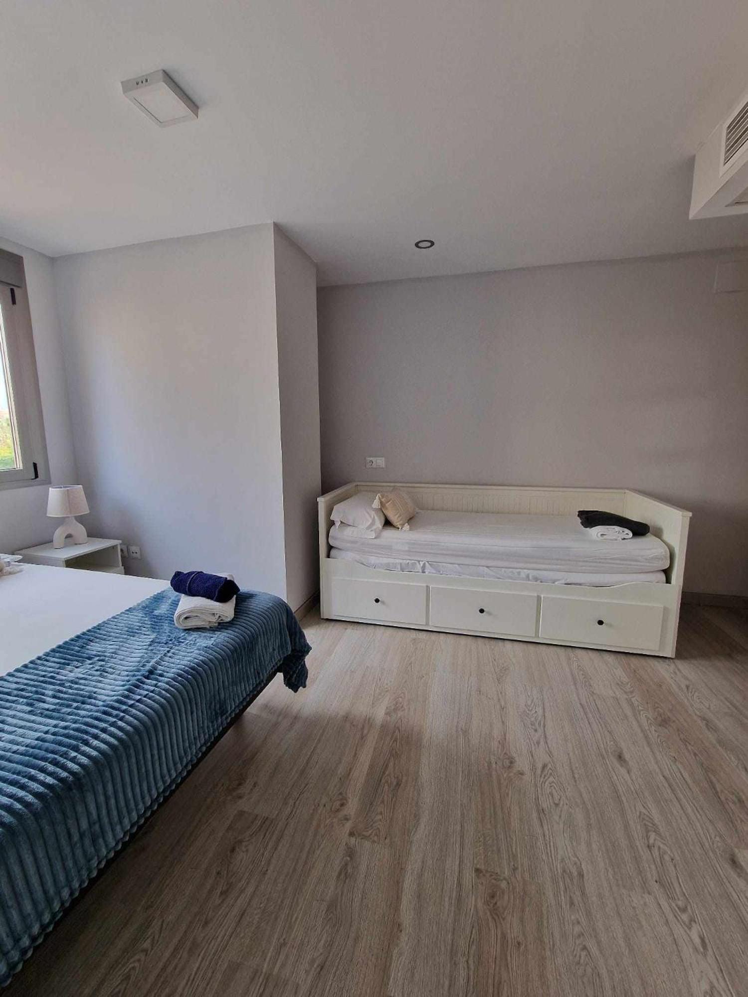 Apartment 2 2 Baths Y Parking Cathedral