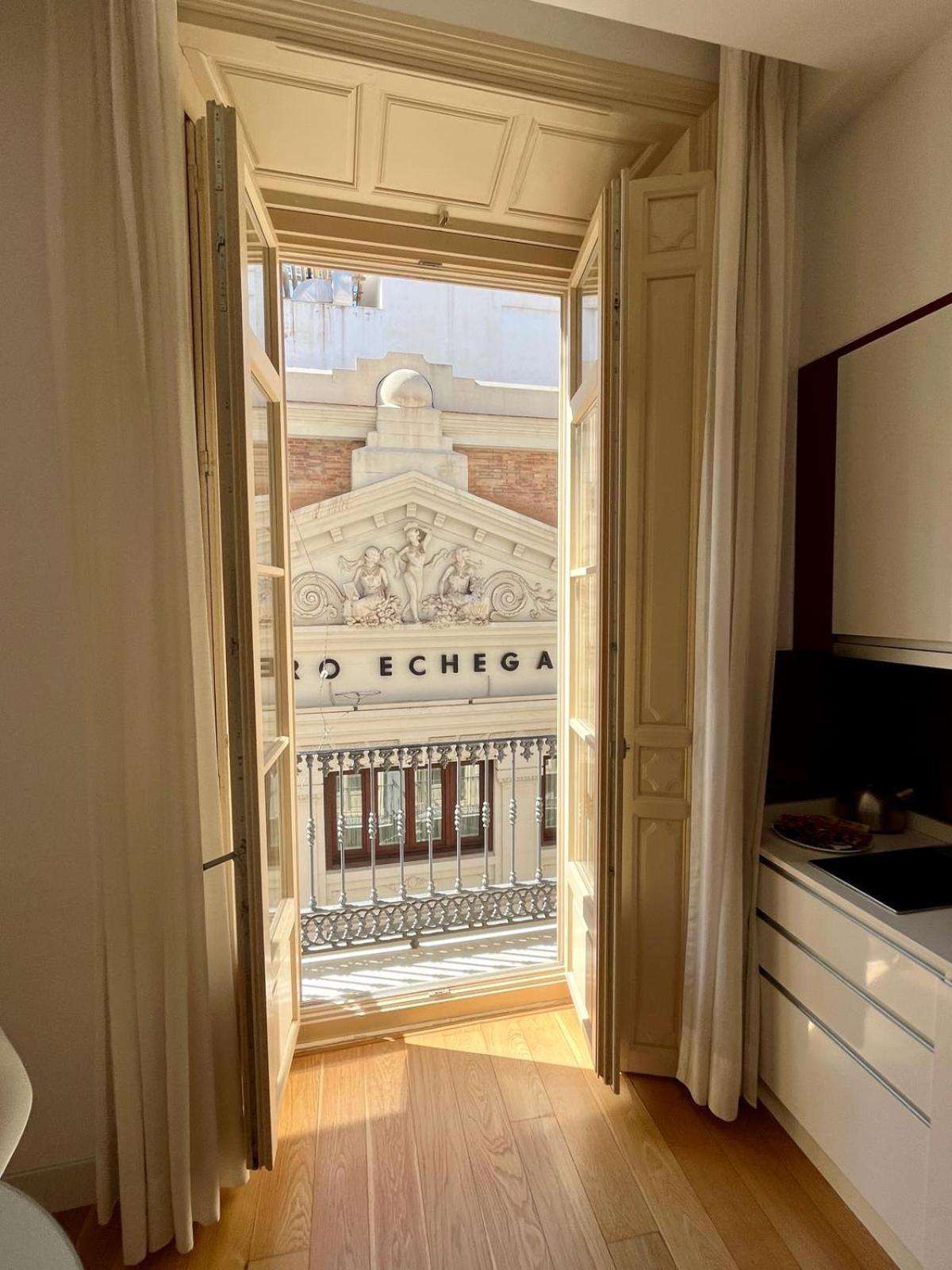 Hello Echegaray Premium Malaga