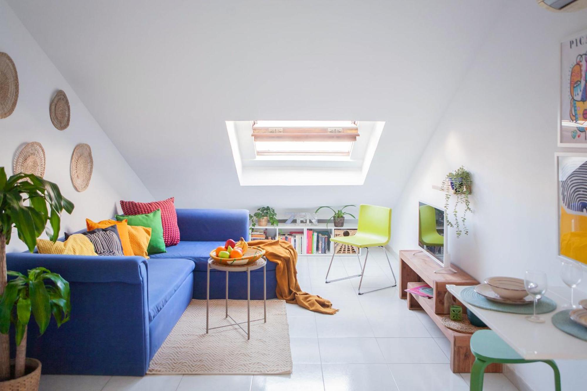Picasso's Dream Cozy & Chic Attic Plaza Merced Malaga