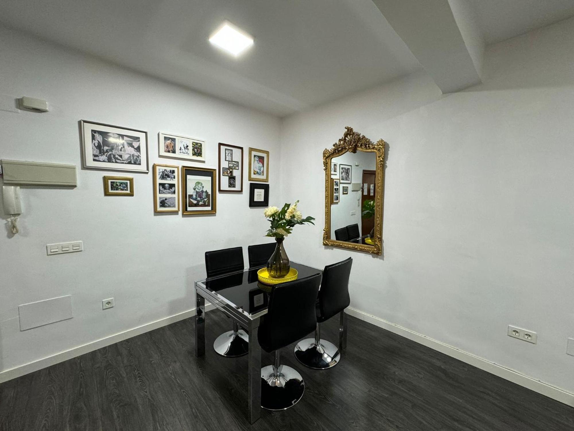Apartamento A 20 Pasos Del Museo Picasso *