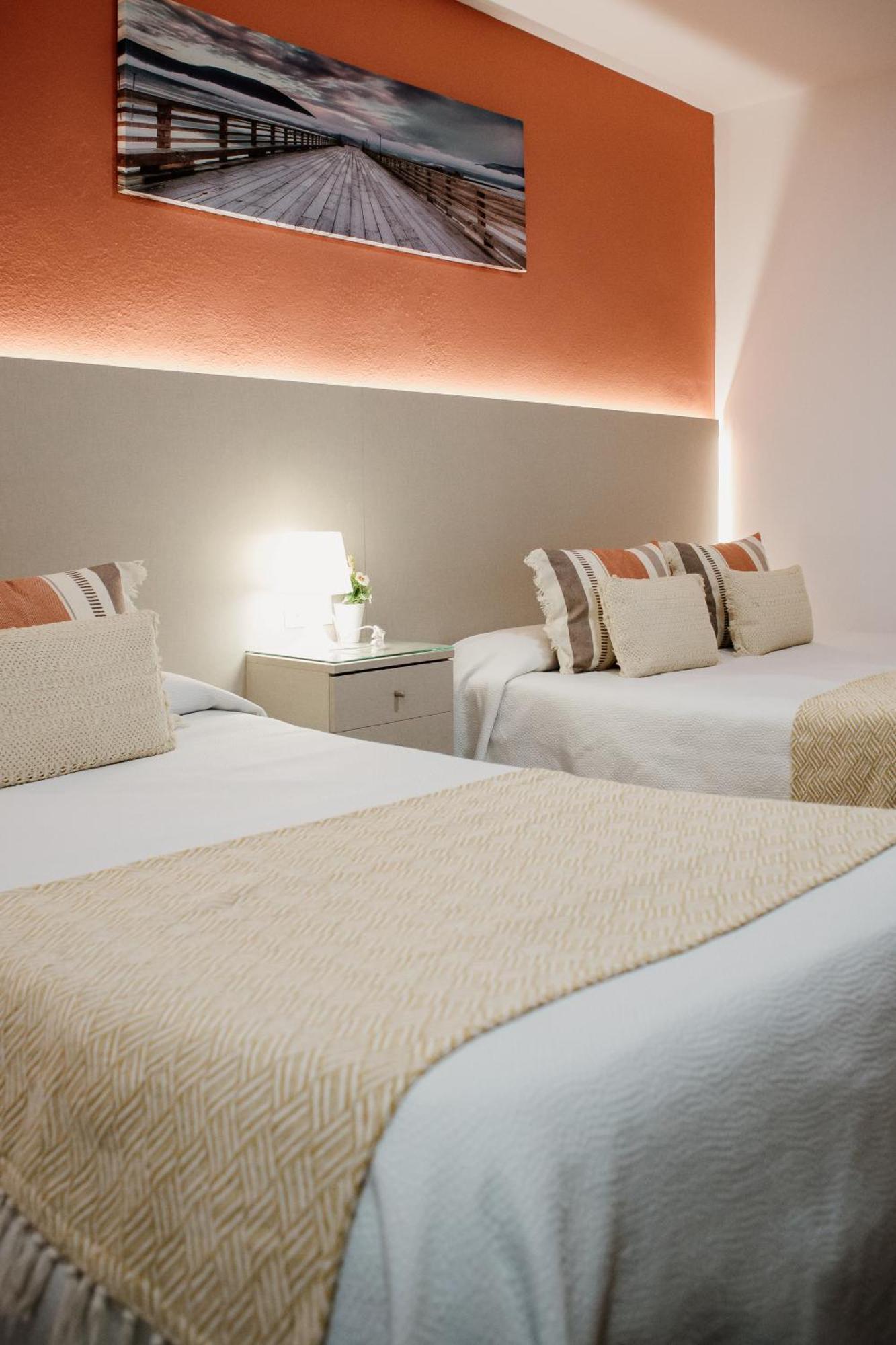 Apartamentos Turisticos Mastil 16 2* Malaga