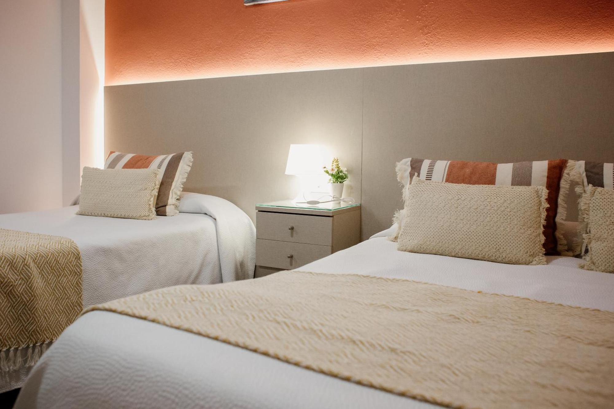 Apartamentos Turisticos Mastil 16 2* Malaga
