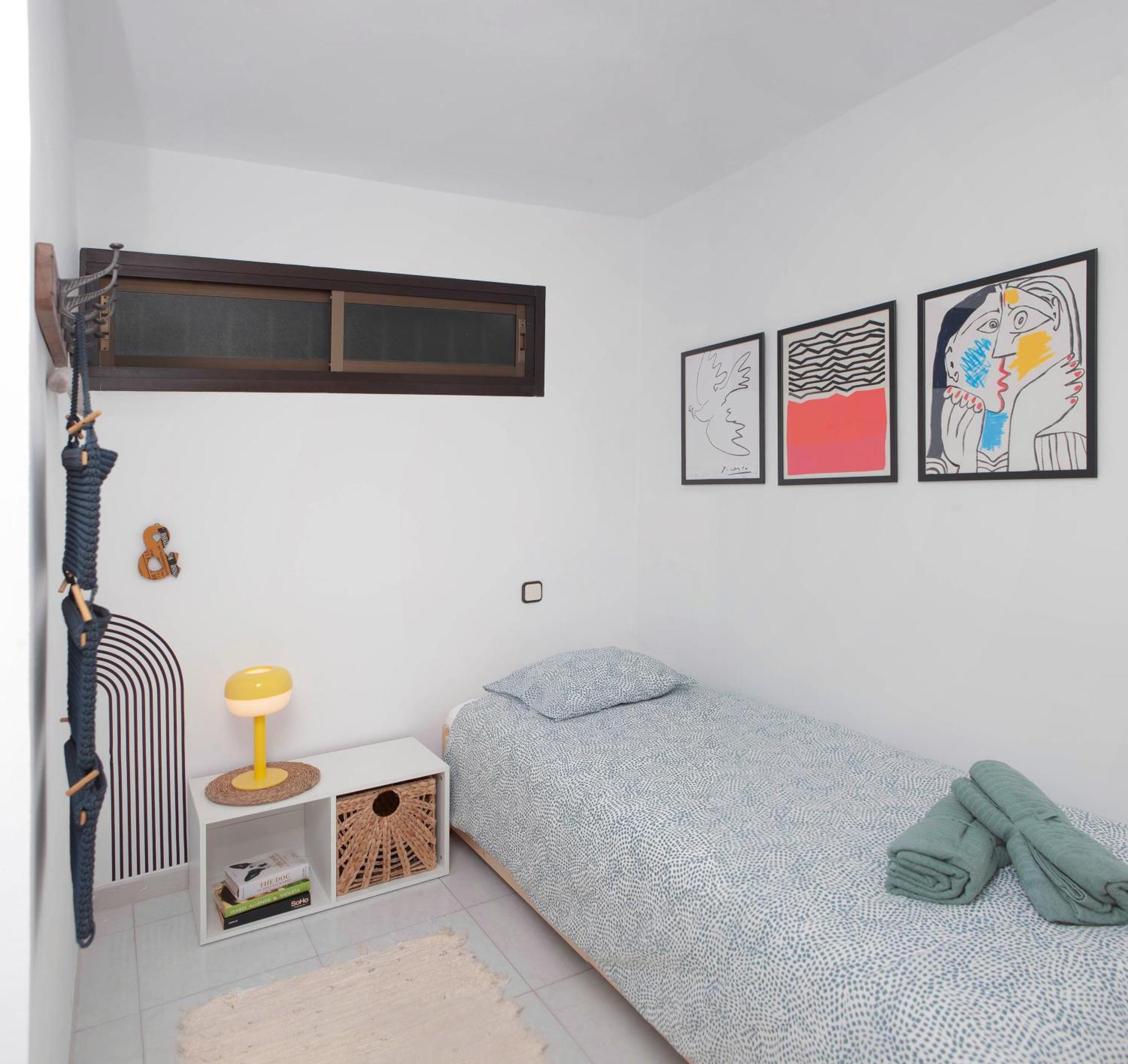Picasso's Dream Cozy & Chic Attic Plaza Merced Malaga