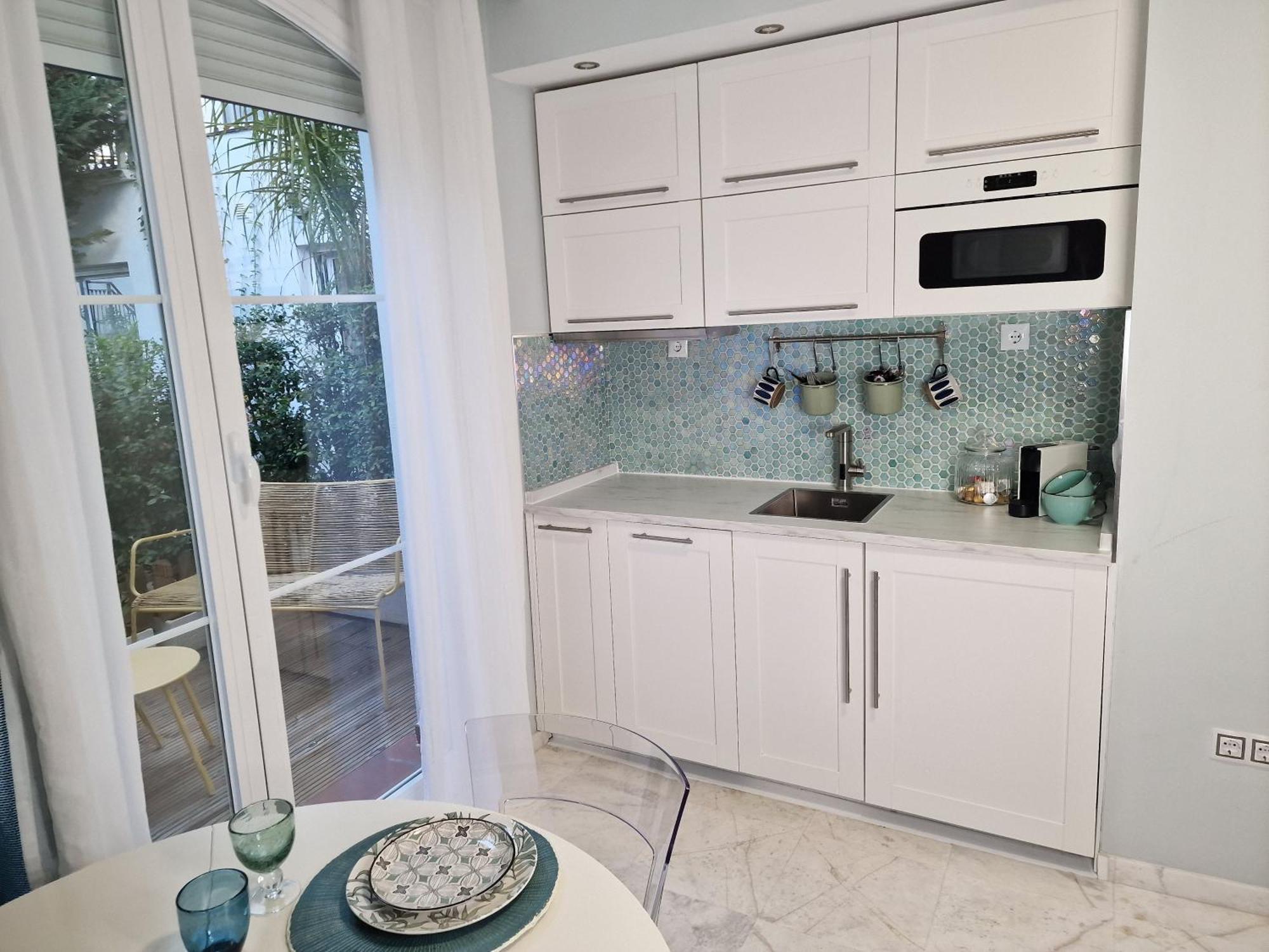 Sun & Palms - Cozy Flat In Quiet Neighbourhood With A Great Pool Area Apartamento *