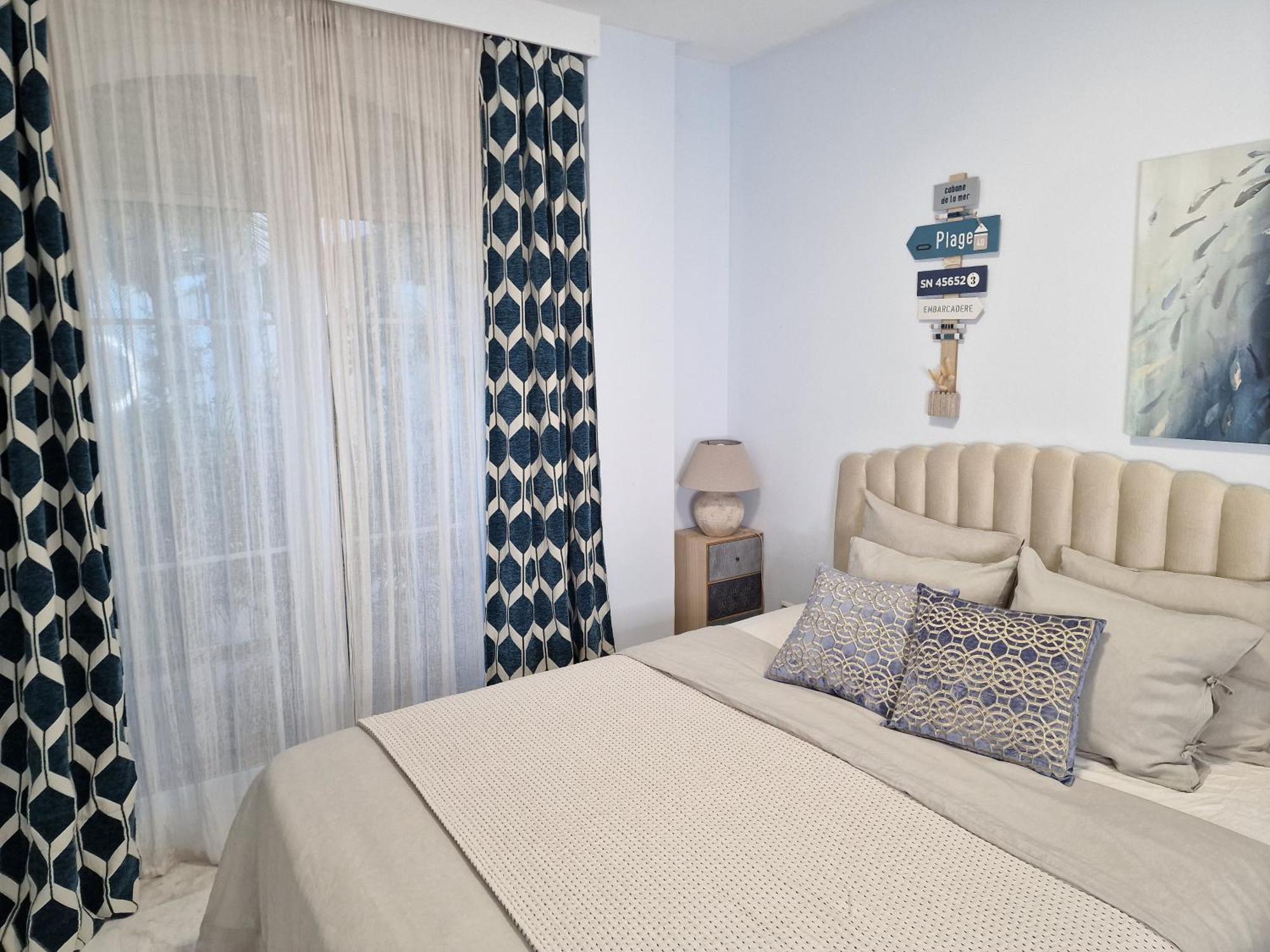 Sun & Palms - Cozy Flat In Quiet Neighbourhood With A Great Pool Area *
