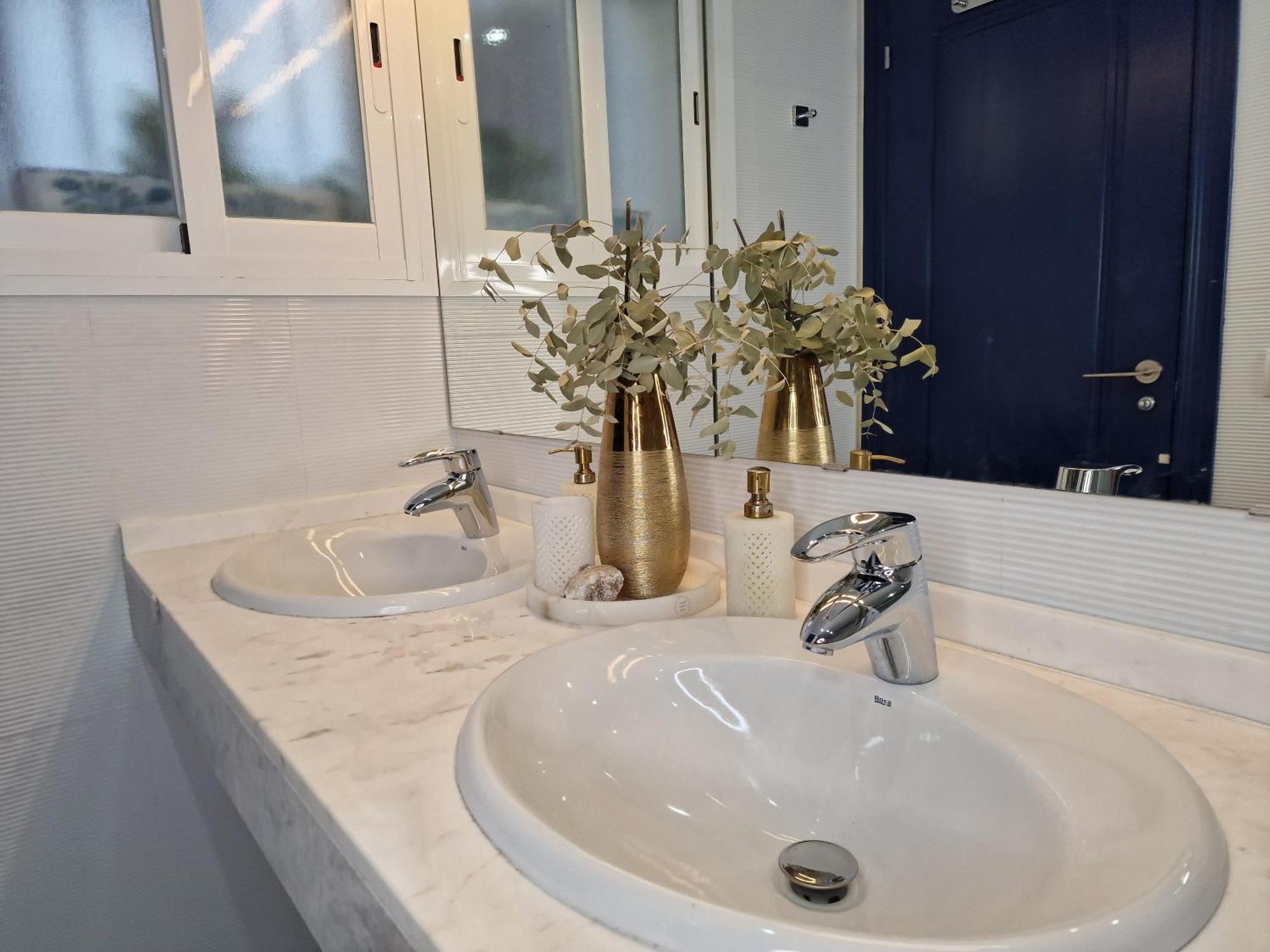 Apartamento Sun & Palms - Cozy Flat In Quiet Neighbourhood With A Great Pool Area Málaga