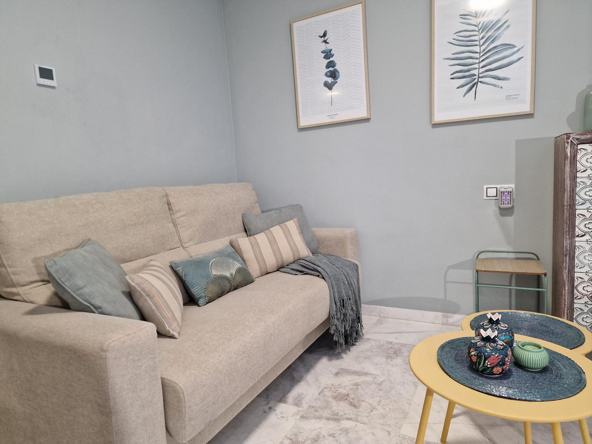Sun & Palms - Cozy Flat In Quiet Neighbourhood With A Great Pool Area *