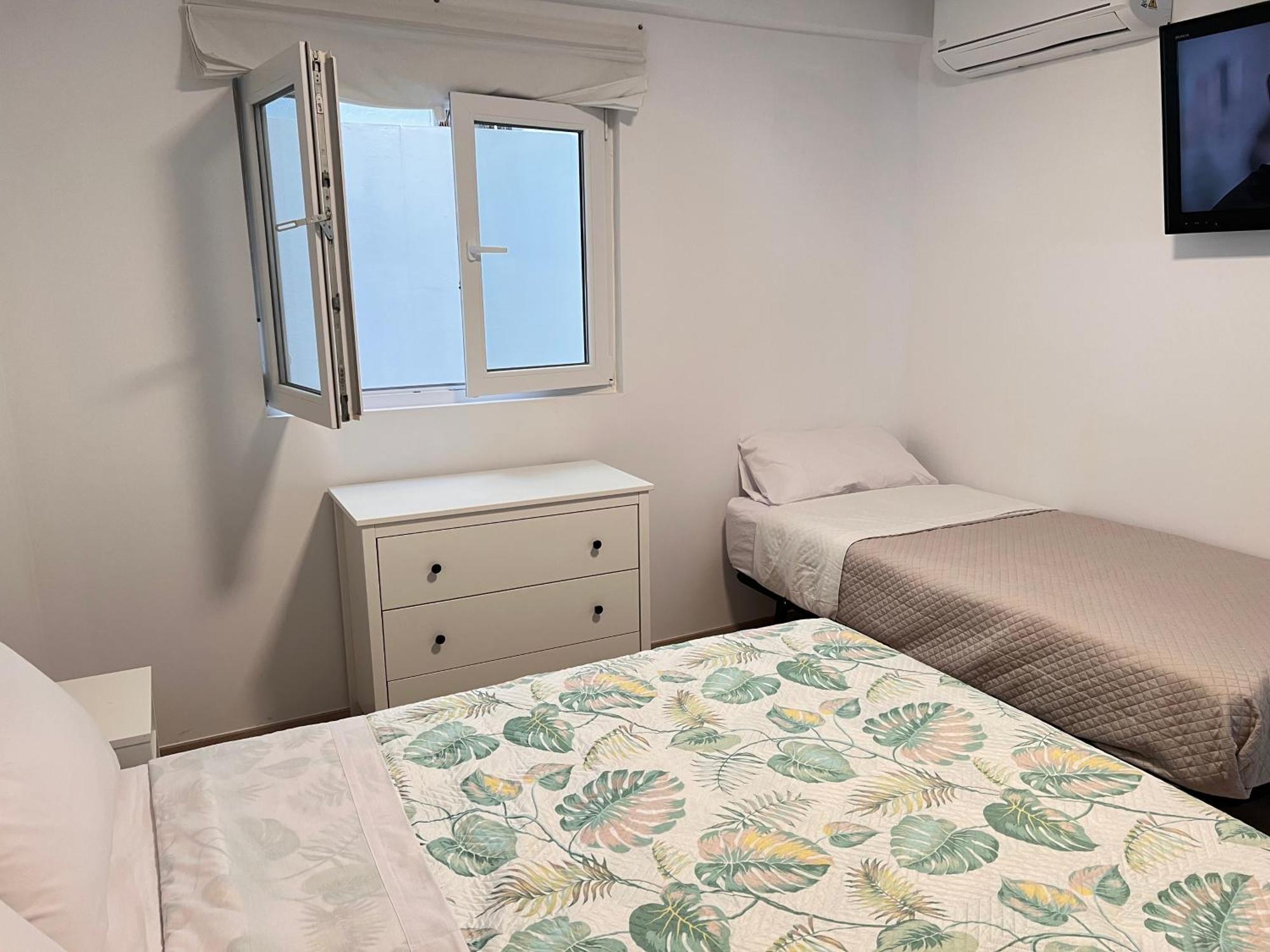 Apartment Centro Historico Parking Gratis Terraza 01 Especial 4d *