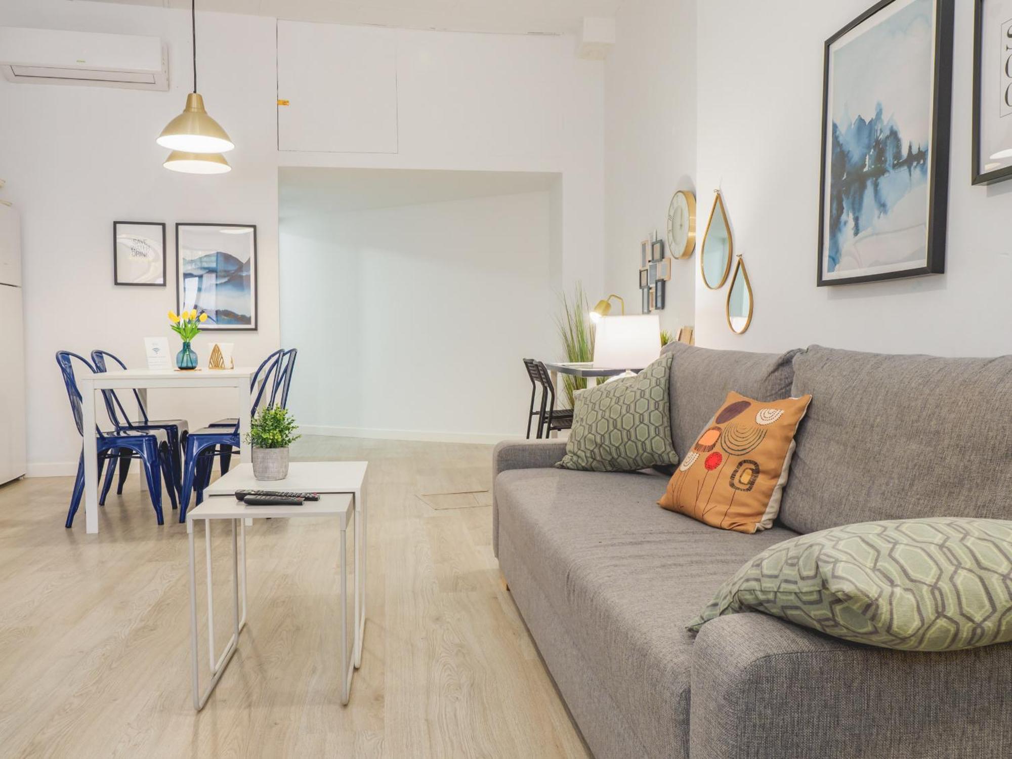 Apartamento Cubo's Center El Molinillo Málaga