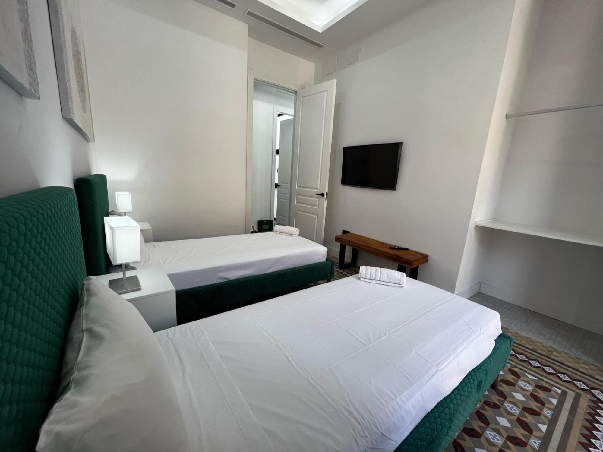 Grand Larios Apartment