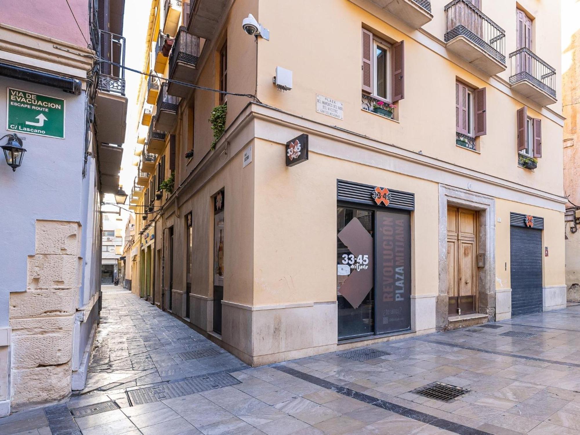 H2m Lazcano With Sunny Terrace In Old Town Apartment *