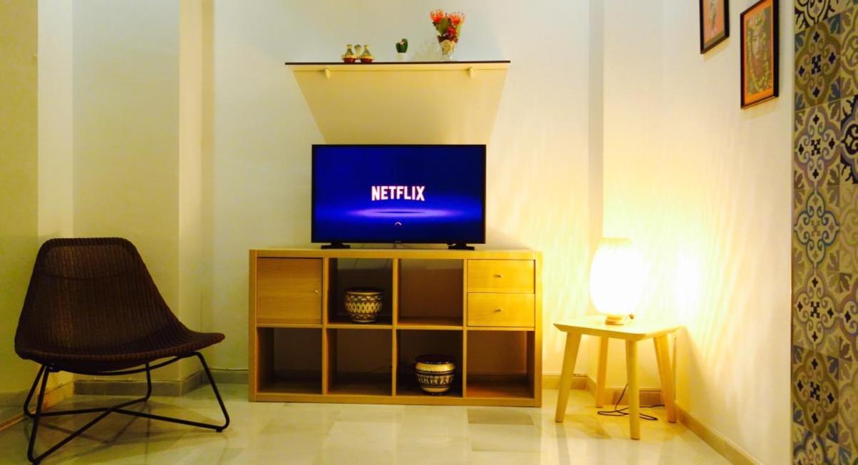 Pedestrian Historical Center, Plaza Uncibay ! Apartment Malaga