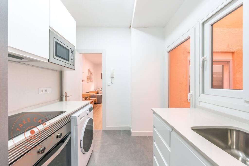 Apartment Cosy With Patio In - Tcm