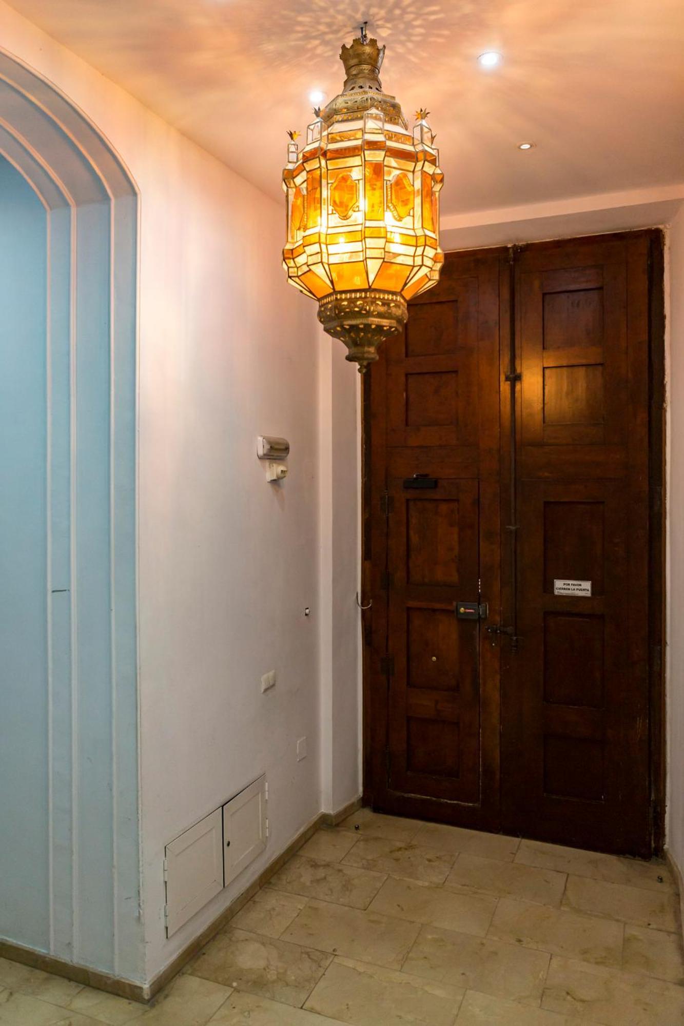 Calderon En El Casco Antiguo Apartamento