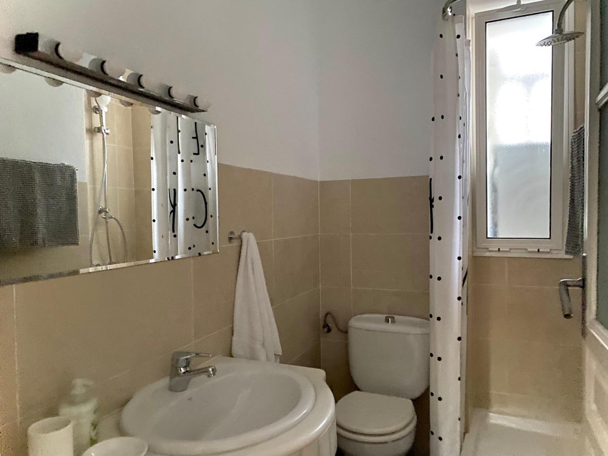 Clocktower Apartamento