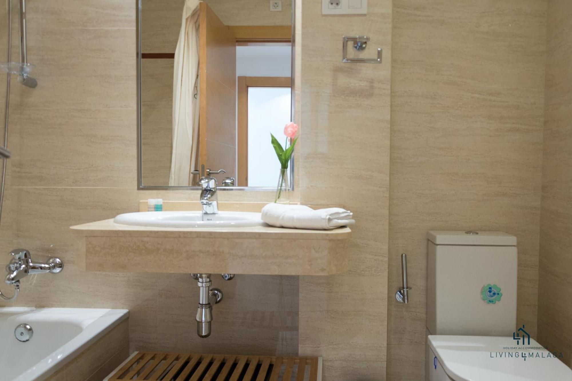 Apartamento Living4malaga Blue Bay Málaga