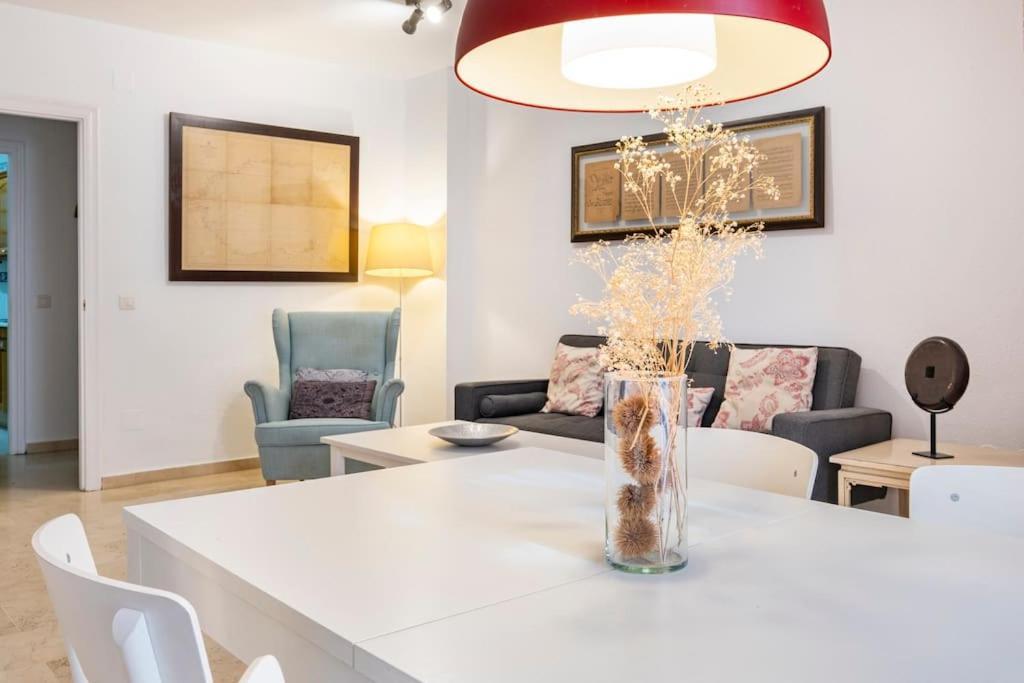 Apartment Centro Ferrandiz Parking Gratis Malaga